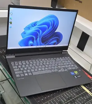 New Laptop HP Victus 16 16GB Intel Core i7 SSD 1T