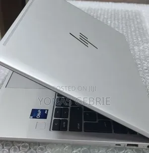 New Laptop HP EliteBook 830 16GB Intel Core i5 SSD 512GB