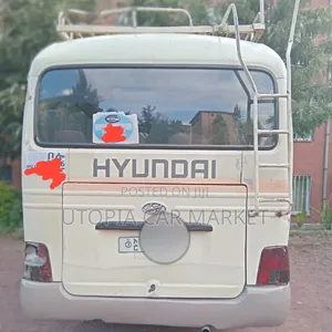 Hyundai County 2003 White