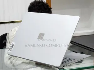 New Laptop Microsoft Surface Laptop 3 16GB Intel Core i7 SSD 256GB