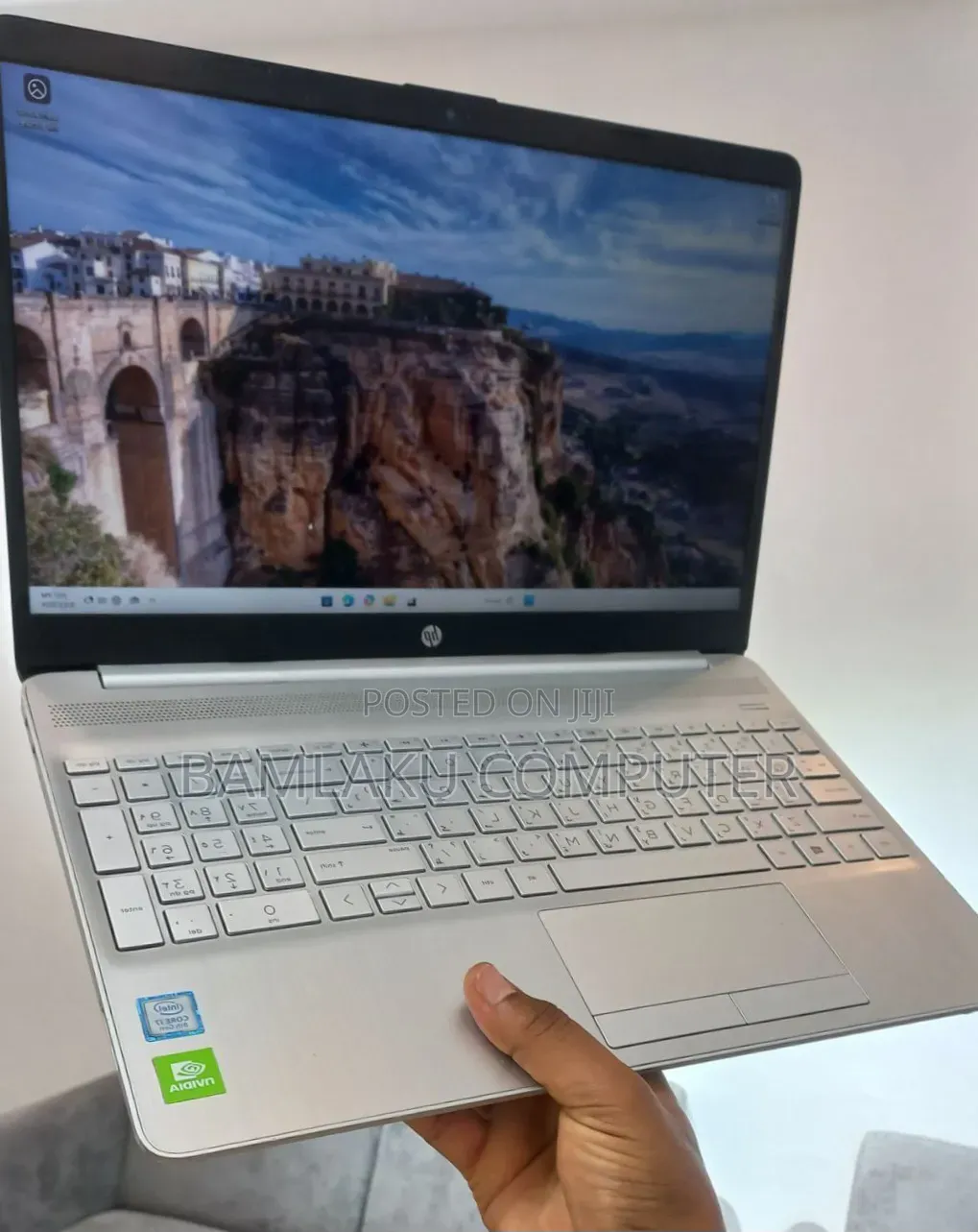 New Laptop Microsoft Surface Laptop 3 16GB Intel Core i7 SSD 256GB