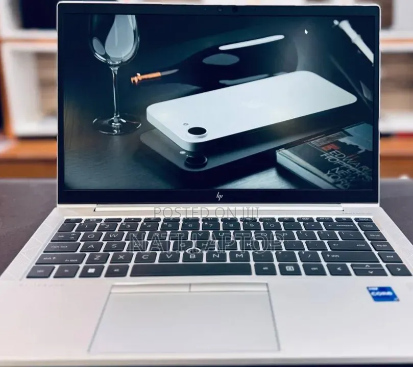 New Laptop HP EliteBook 840 G8 16GB Intel Core i7 SSD 512GB