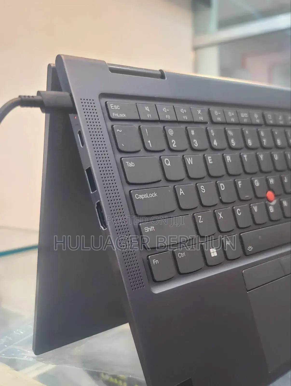 New Laptop Lenovo ThinkPad X1 Yoga 16GB Intel Core i7 SSD 512GB
