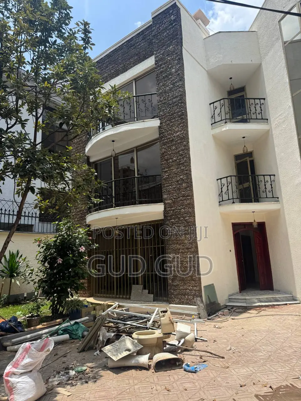 8bdrm House in Nifas Silk-Lafto for rent