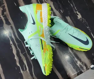 Futsal Boots