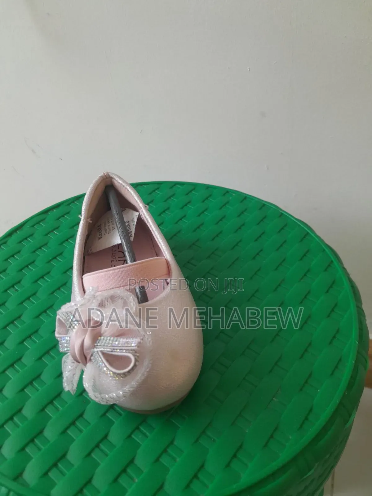 Kids Close Shoes