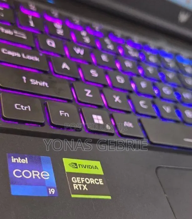 New Laptop Asus 16GB Intel Core i9 SSD 1T