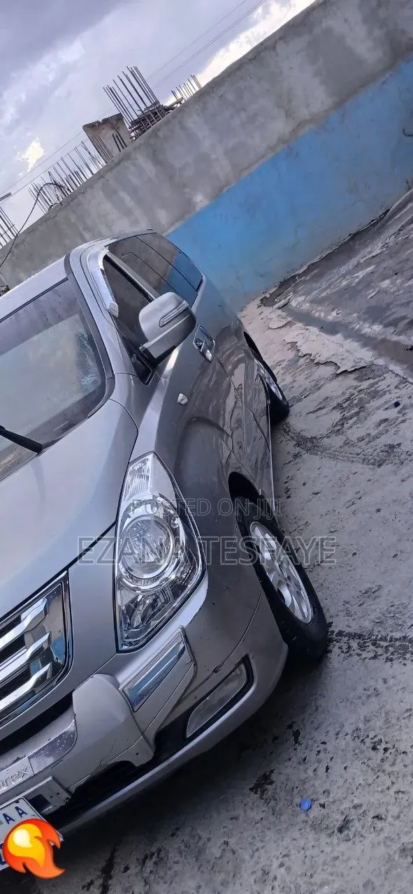 Hyundai Starex 2015 Silver