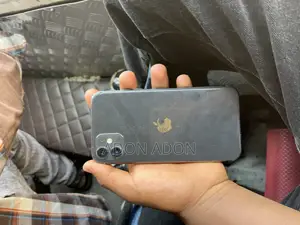 Apple iPhone 11 64 GB Black