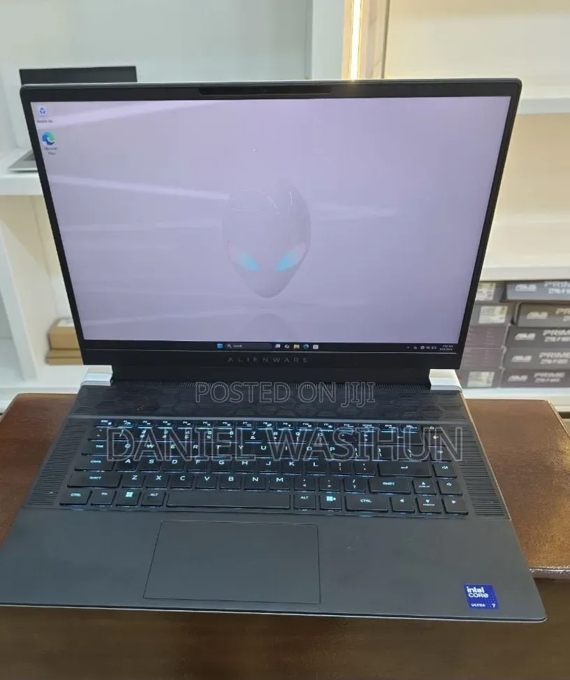 New Laptop Alienware X16 16GB Intel Core Ultra 7 SSD 1T