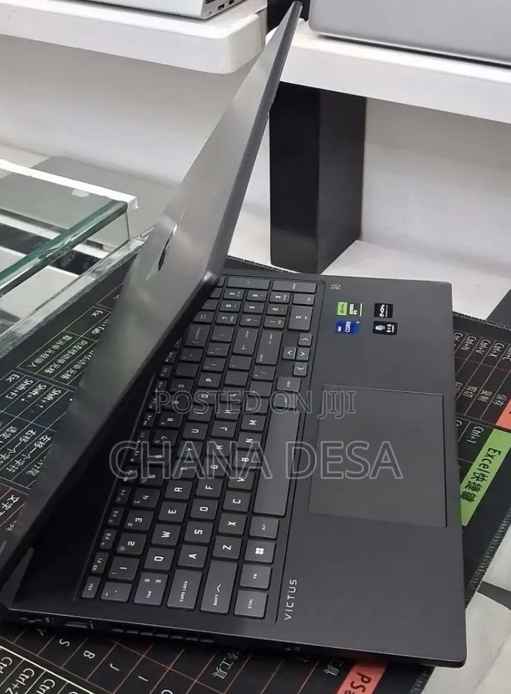 New Laptop HP Victus 16 16GB Intel Core i7 SSD 1T