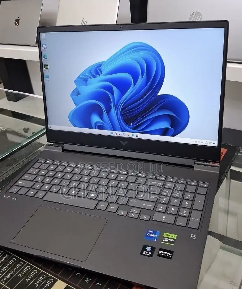 New Laptop HP Victus 16 16GB Intel Core i7 SSD 1T