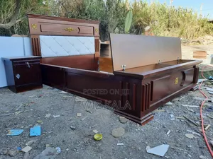 150ባለ Box አልጋ +ኮመዲኖ