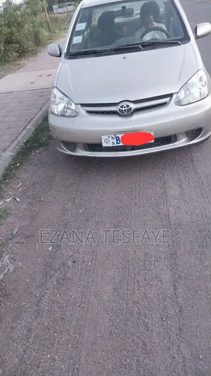 Toyota Platz 2025 Beige