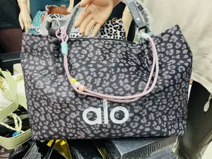 Ladis Tote Bags