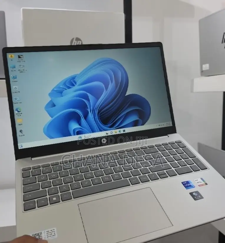 New Laptop HP Stream Notebook 16GB Intel Core i7 SSD 512GB