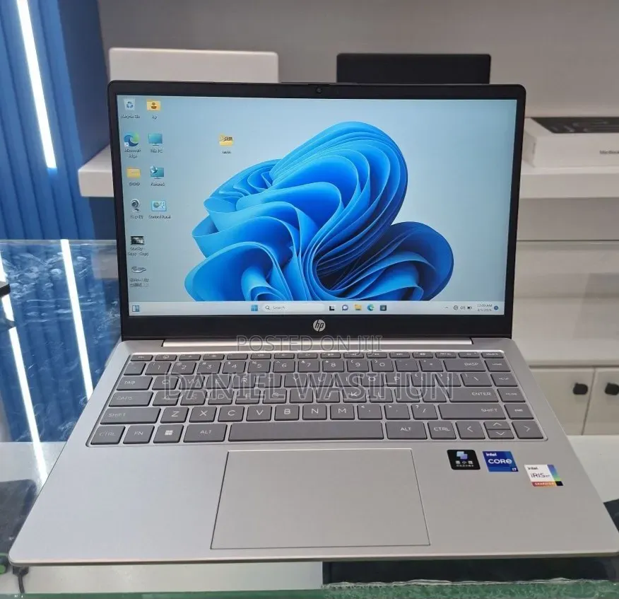 New Laptop HP Stream Notebook 16GB Intel Core i7 SSD 512GB