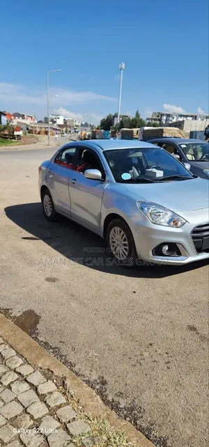 Suzuki Dzire 2024 Silver