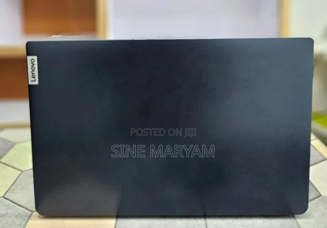 New Laptop Lenovo Ideapad 3 1GB AMD Ryzen 5 SSD 512GB