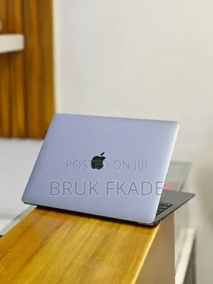 New Laptop Apple MacBook Air 2020 M1 8GB Apple M1 SSD 256GB