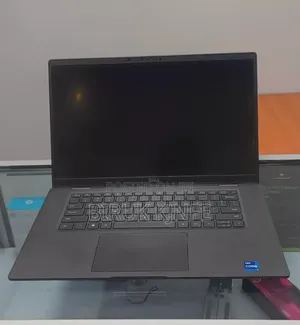 New Laptop Dell 16 Premium 32GB Intel Core i7 SSD 512GB