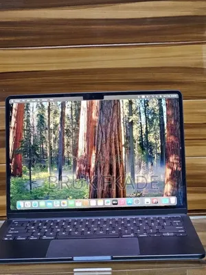 New Laptop Apple MacBook Air 2025 M4 13-inch 16GB Apple M4 SSD 256GB