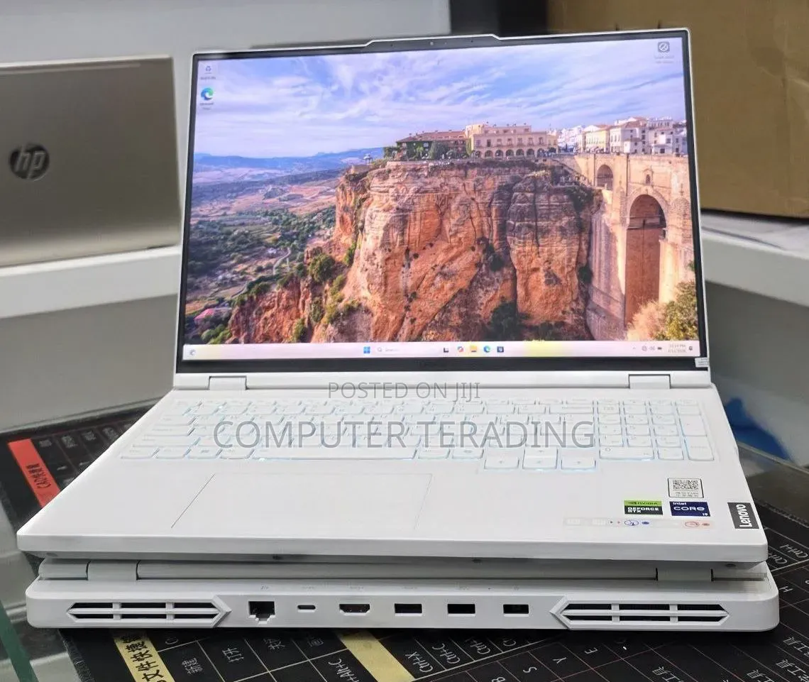 New Laptop Lenovo Legion 5 16GB Intel Core i9 SSD 1T