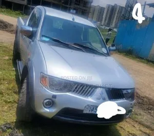 Mitsubishi L200 2007 Blue