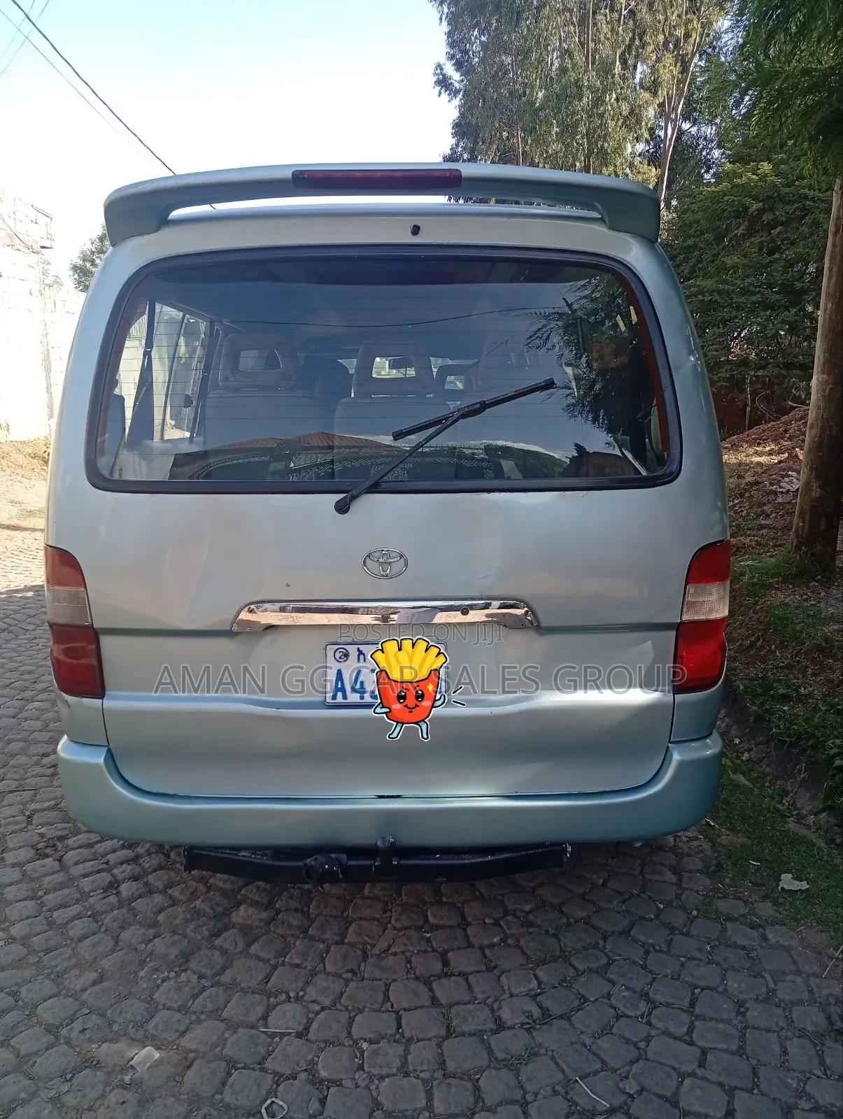 Toyota HiAce 1998 Silver