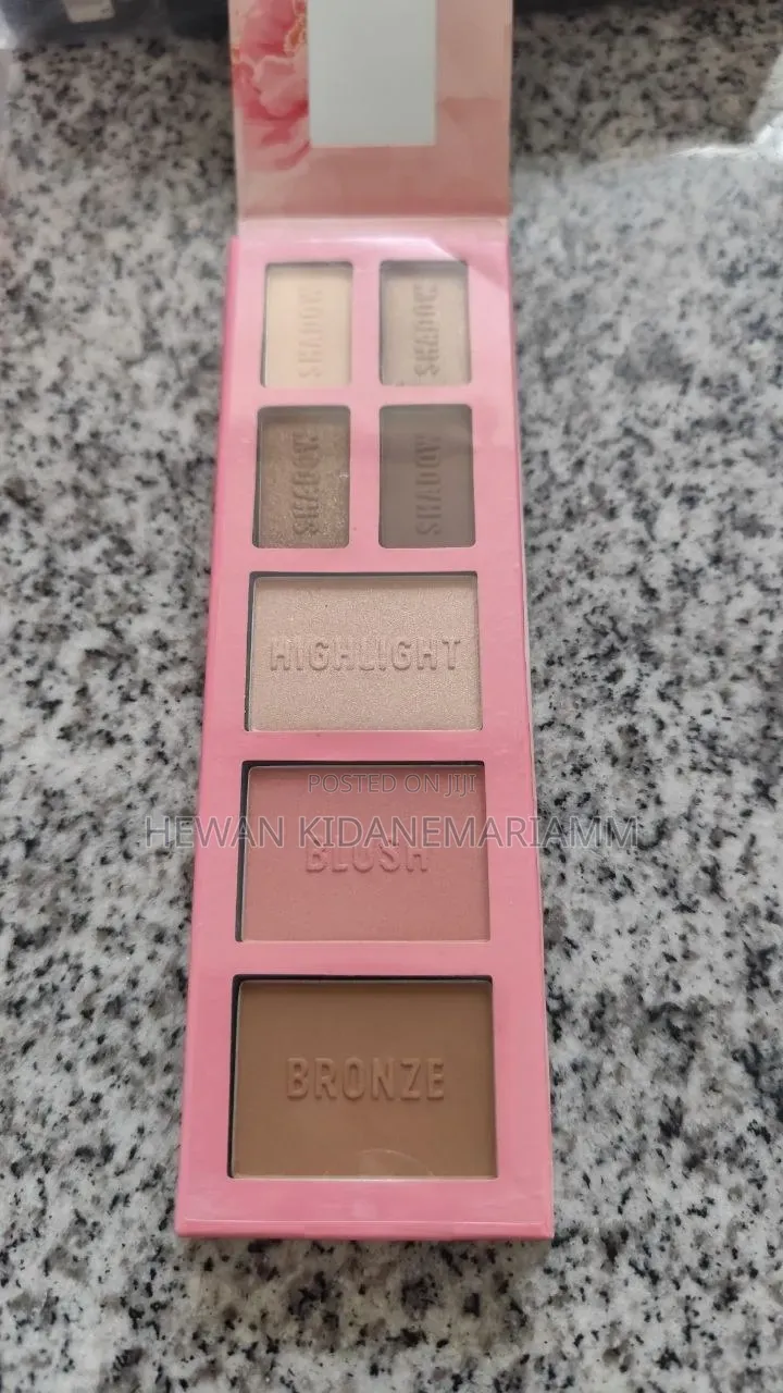 Eyeshadow Palette