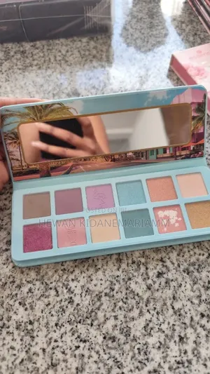 Eye Shadow Pallet