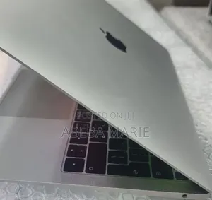 New Laptop Apple MacBook Air 2018 8GB Intel Core i5 SSD 128GB