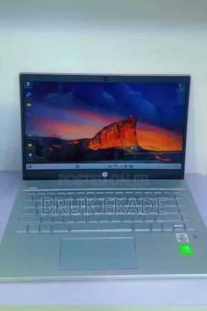 New Laptop HP Pavilion 14 16GB Intel Core i5 SSD 512GB