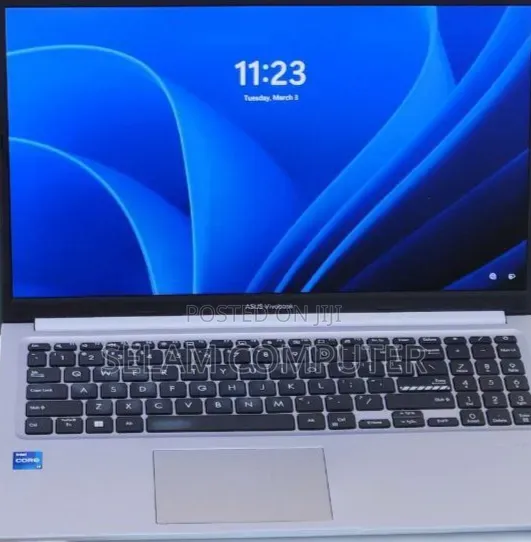 New Laptop Asus VivoBook 15 X505BA 16GB Intel Core i7 SSD 512GB