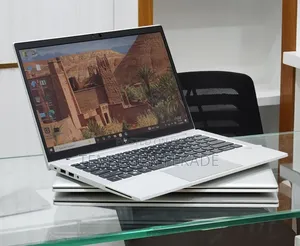 New Laptop HP EliteBook 830 G8 16GB Intel Core i7 SSD 512GB