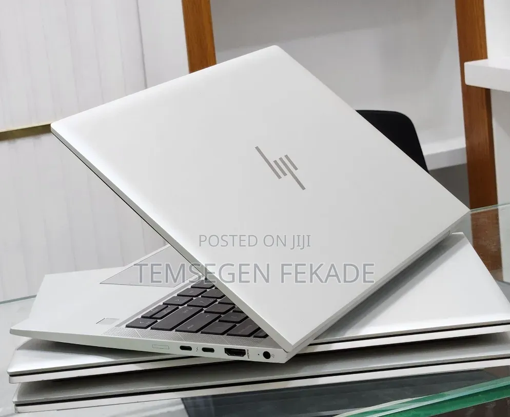 New Laptop HP EliteBook 830 G8 16GB Intel Core i7 SSD 512GB