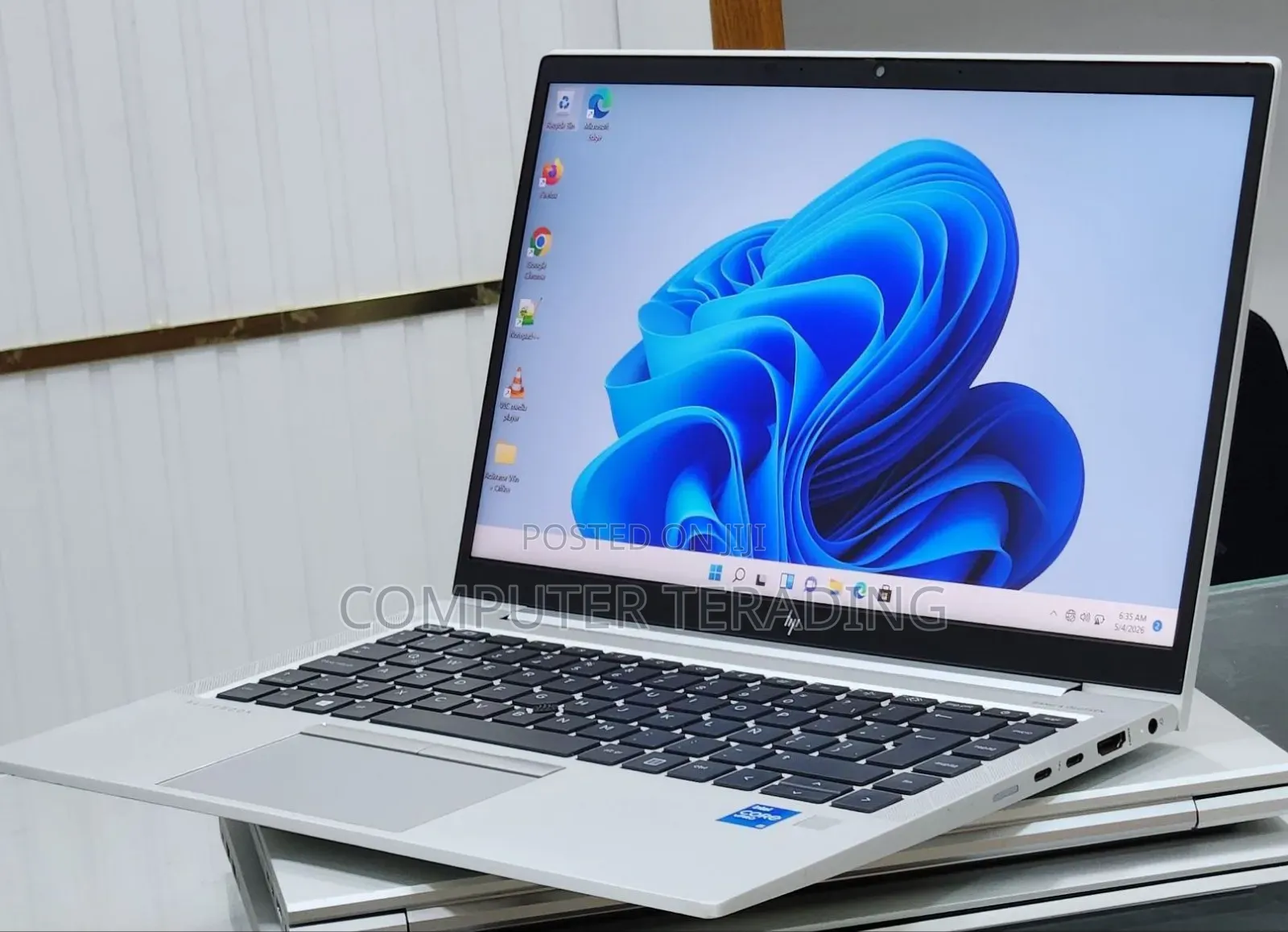 New Laptop HP EliteBook 830 G8 16GB Intel Core i5 SSD 512GB