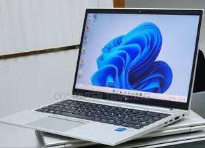 New Laptop HP EliteBook 830 G8 16GB Intel Core i5 SSD 512GB