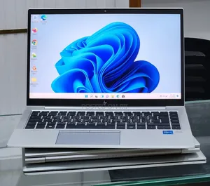 New Laptop HP EliteBook 830 G8 16GB Intel Core i5 SSD 512GB