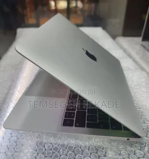 New Laptop Apple MacBook Air 2018 8GB Intel Core i5 SSD 128GB