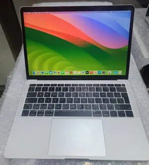 New Laptop Apple MacBook Air 2018 8GB Intel Core i5 SSD 128GB