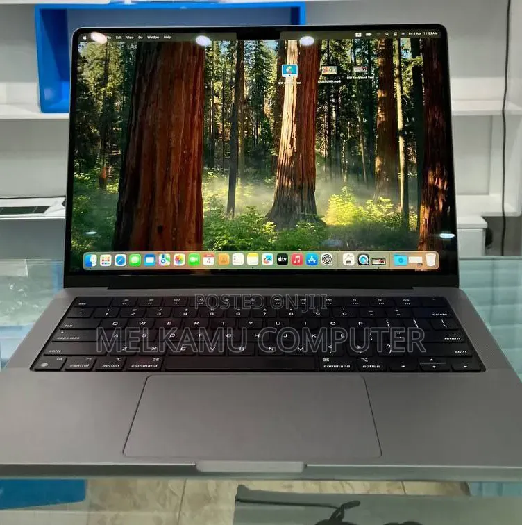 New Laptop Apple MacBook Pro M1 16GB Intel Core Ultra 5 SSD 1T