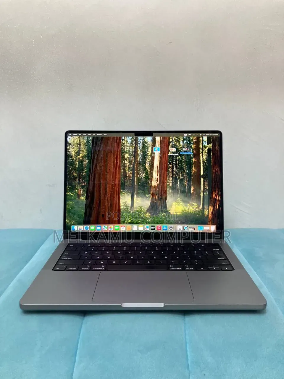 New Laptop Apple MacBook Pro M1 16GB Intel Core Ultra 5 SSD 1T