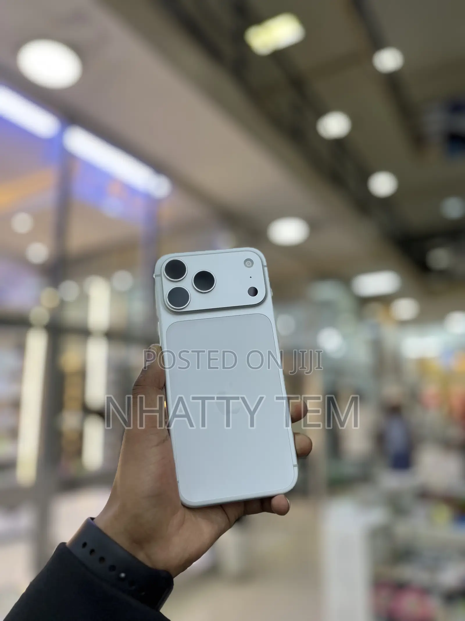 New Apple iPhone 17 Pro Max 256 GB Silver