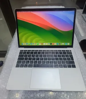 New Laptop Apple MacBook Air 2018 8GB Intel Core i5 SSD 128GB