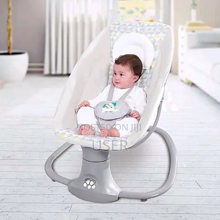 Mastela Deluxe Multi-Functional Bassinet