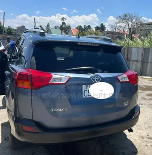 Toyota RAV4 2015 Blue