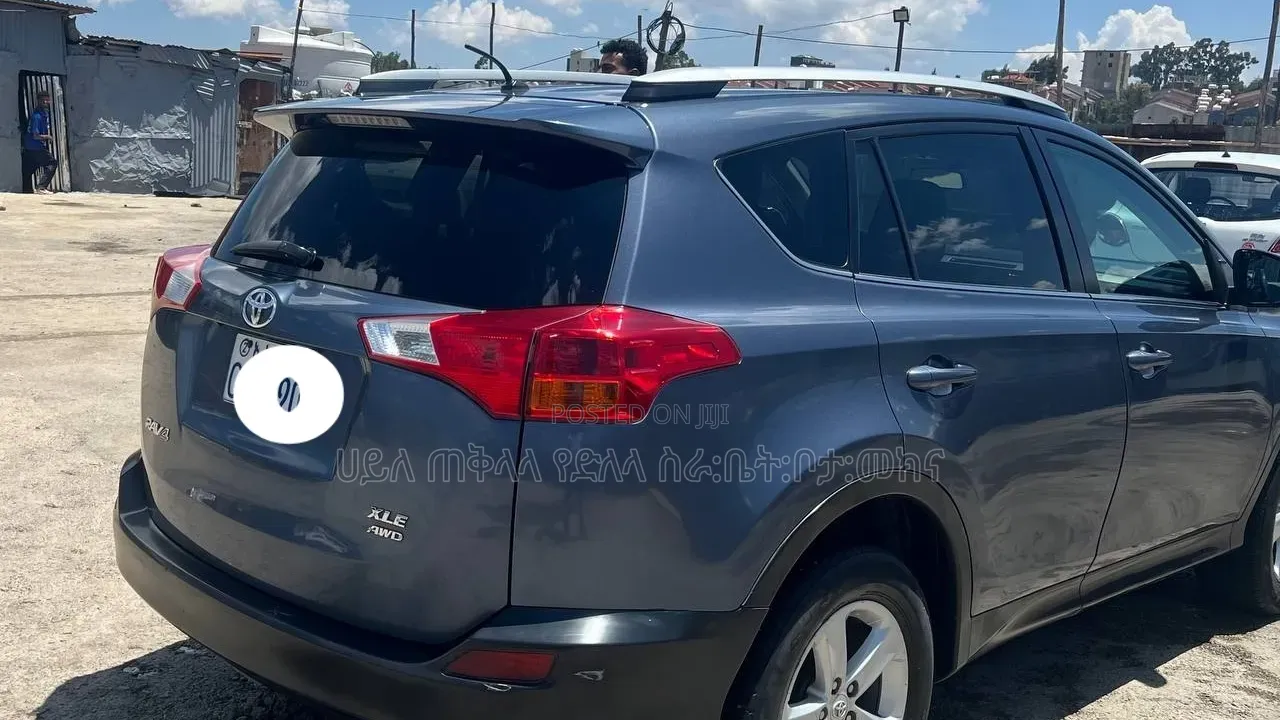 Toyota RAV4 2015 Blue
