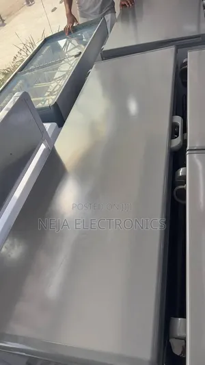 Smart Chest Freezers 400,Lit for Sales in Delivery