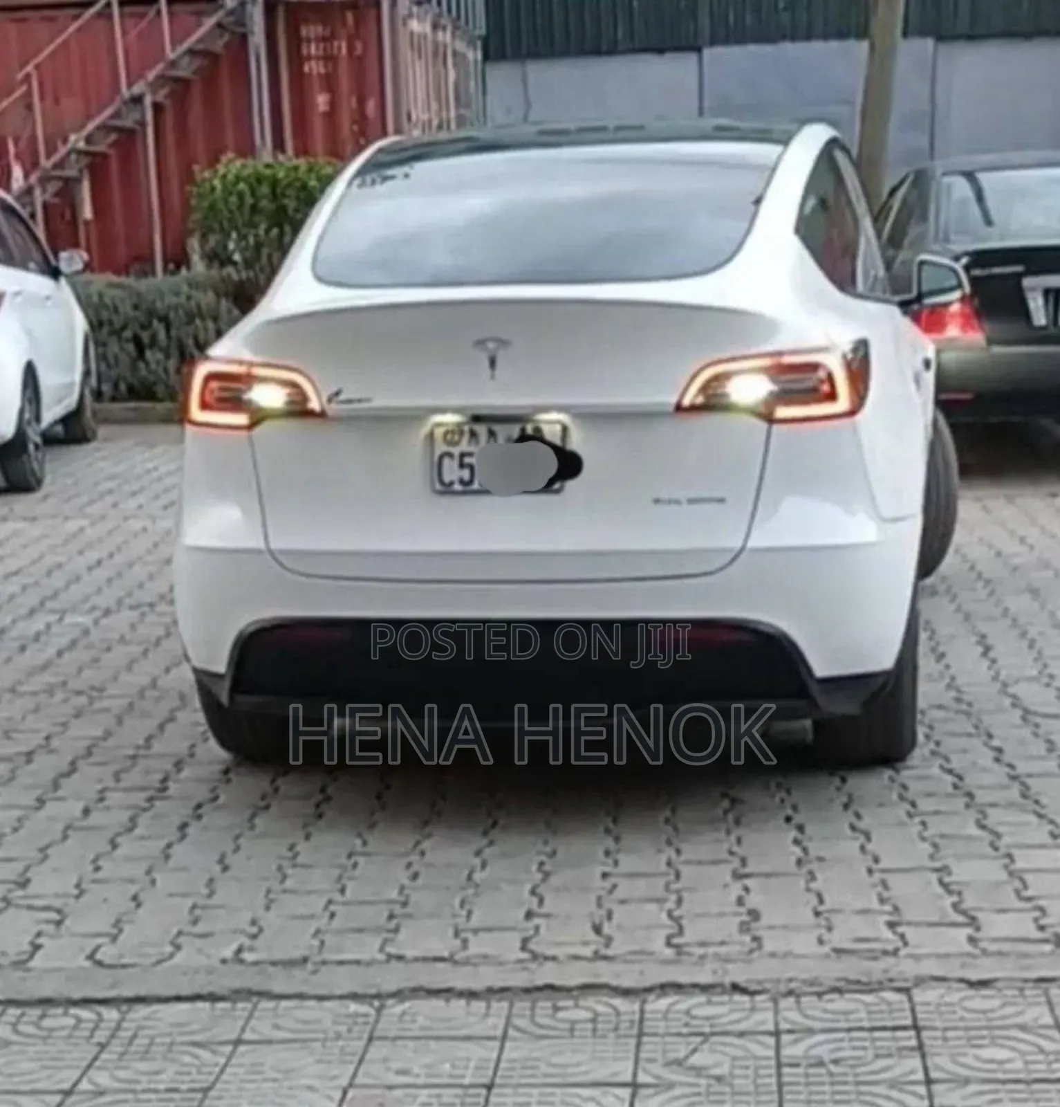 Tesla Model Y 2023 White